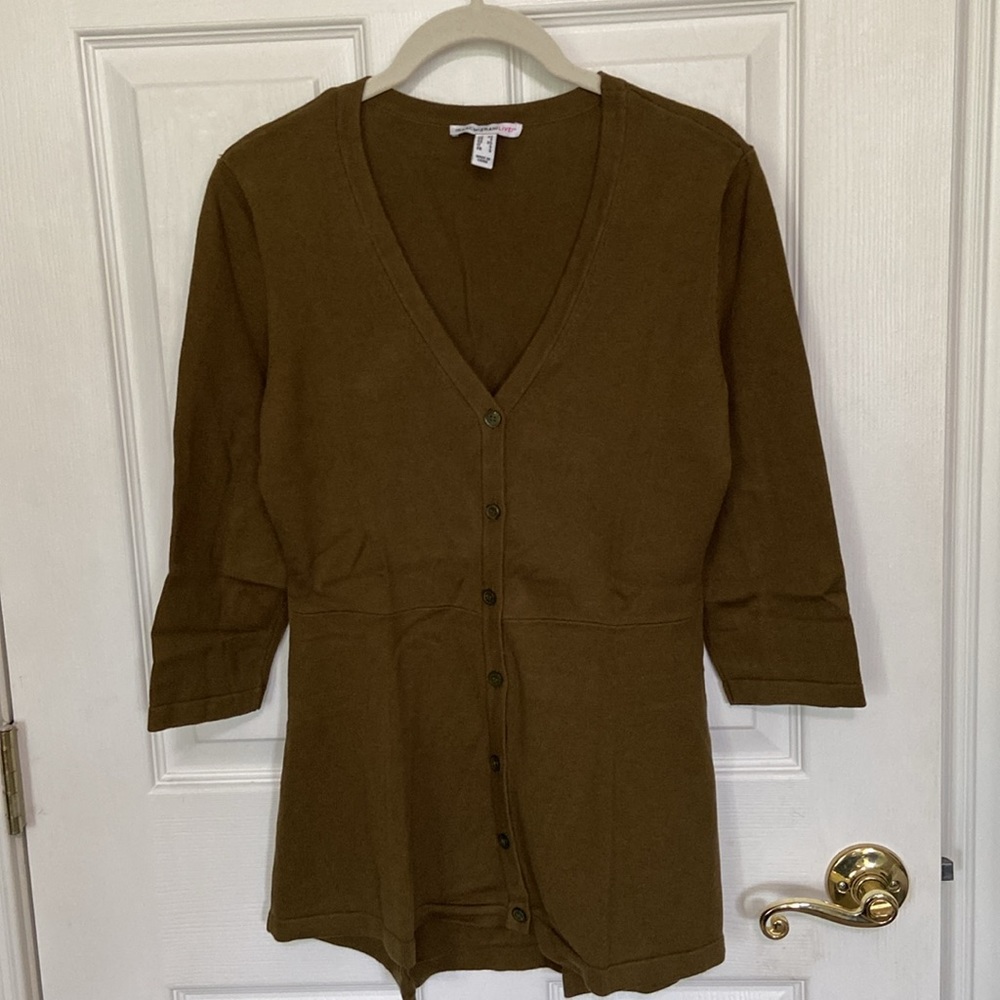 2 Isaac Mizrahi Olive Button Sweater Cardigan - Short Sleeve Open Weave, Peplum - Picture 4 of 14